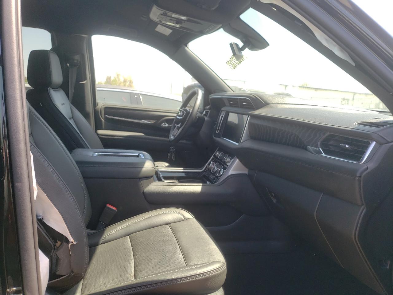 Photo 5 from auction – 2021 GMC YUKON DENA with VIN 1GKS2DKL9MR314057