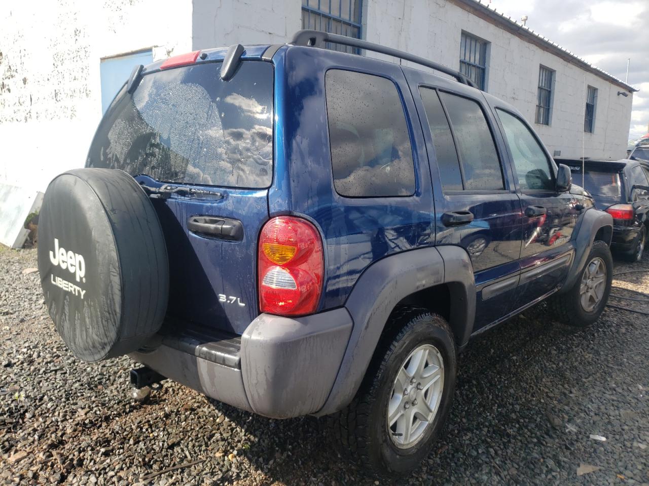 Photo 4 from auction – 2003 JEEP LIBERTY SP with VIN 1J4GL48K73W611724