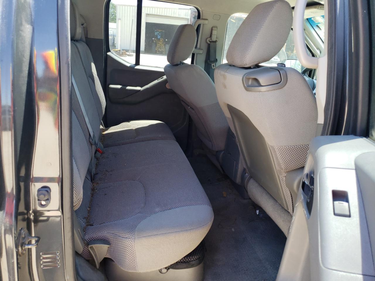 Photo 6 from auction – 2011 NISSAN FRONTIER S with VIN 1N6AD0ER2BC423712