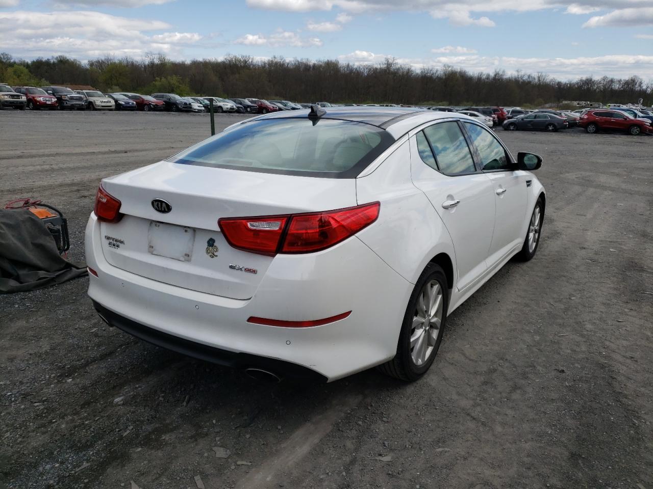 Photo 4 from auction – 2015 KIA OPTIMA EX with VIN 5XXGN4A73FG459324