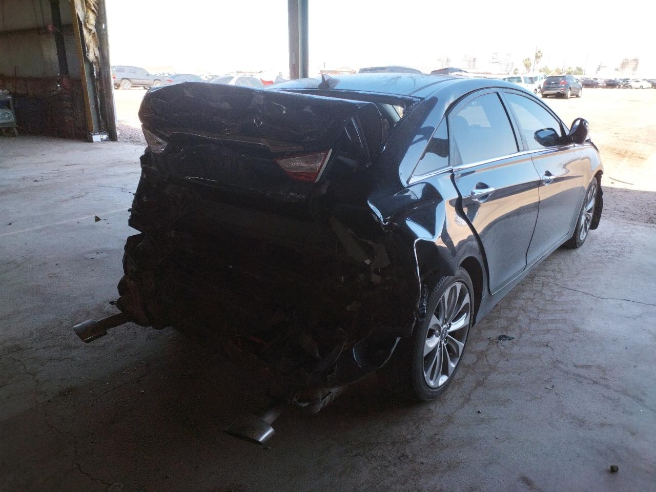 Photo 4 from auction – 2013 HYUNDAI SONATA SE with VIN 5NPEC4AB2DH544156