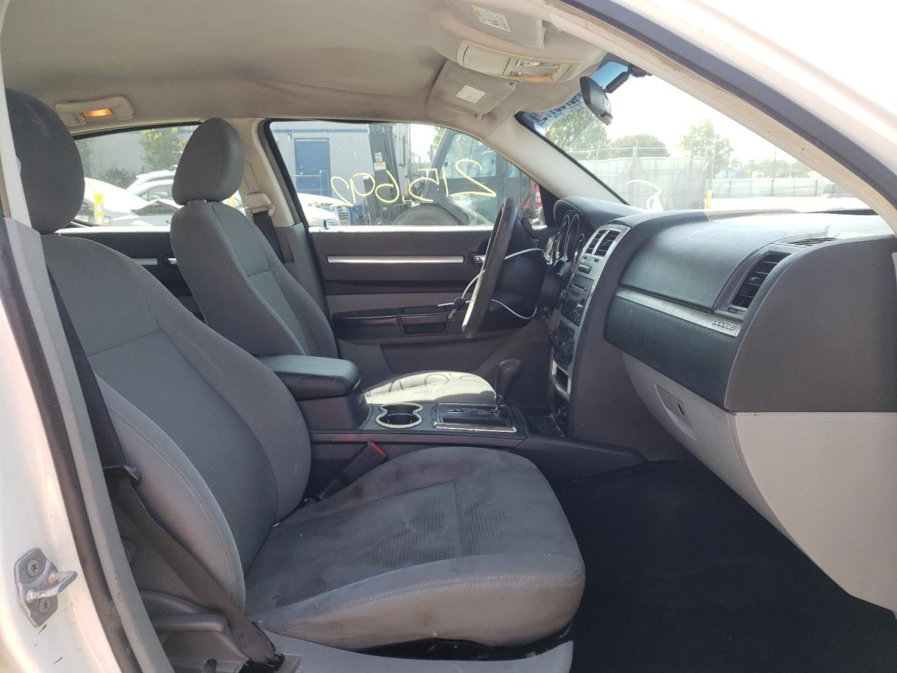 Photo 5 from auction – 2010 DODGE CHARGER SX with VIN 2B3CA3CVXAH207920