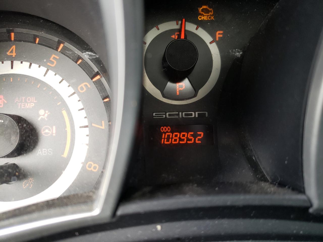 Photo 8 from auction – 2015 TOYOTA SCION TC with VIN JTKJF5C75F3094112