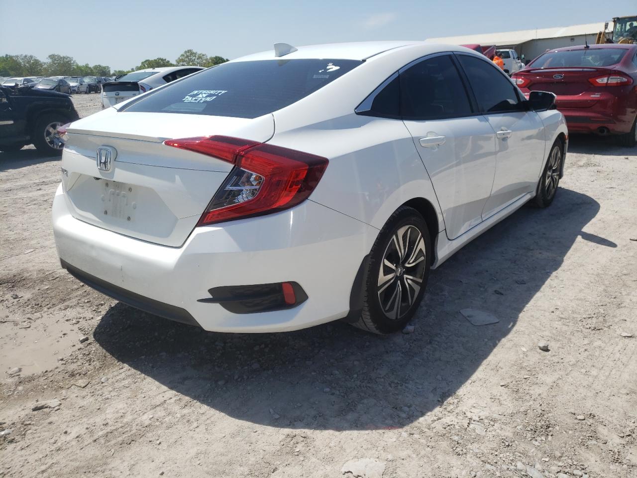 Photo 4 from auction – 2017 HONDA CIVIC EX with VIN 19XFC1F33HE017726