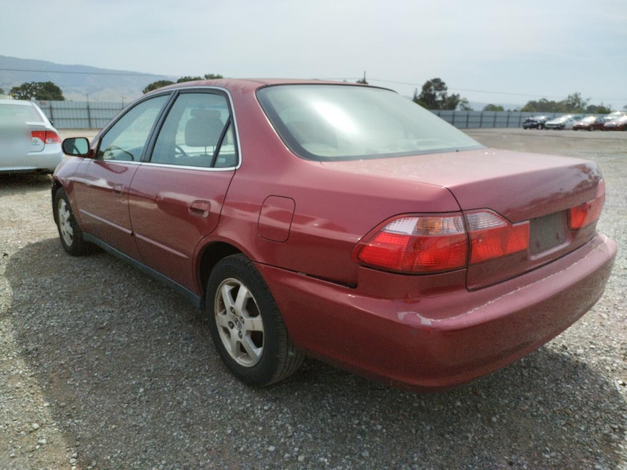 Photo 3 from auction – 2000 HONDA ACCORD with VIN JHMCG6690YC013003
