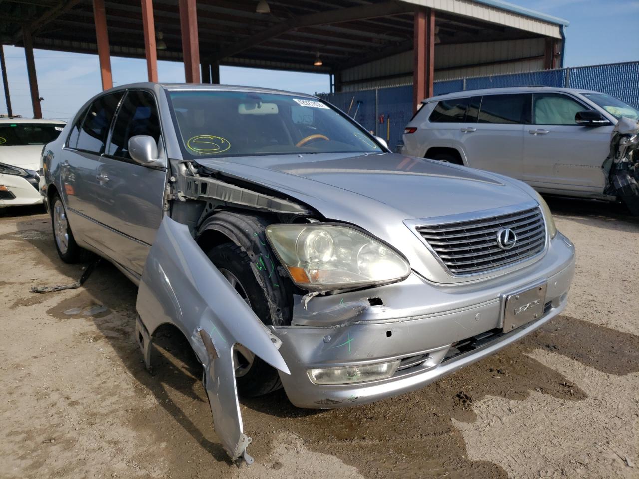 LEXUS LS 430 2004 with VIN JTHBN36F240169268 - Photo from auction