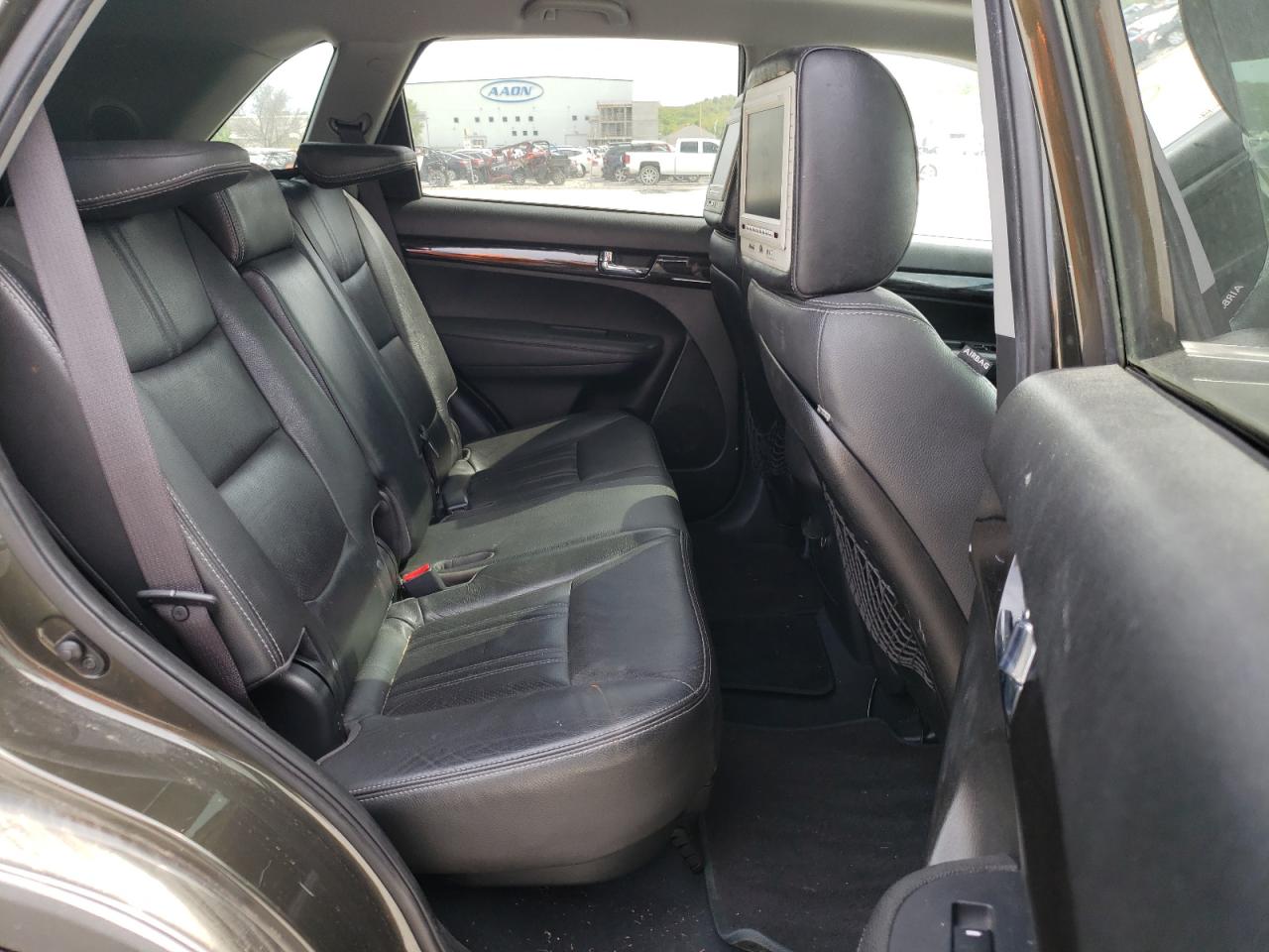 Photo 6 from auction – 2012 KIA SORENTO EX with VIN 5XYKU4A2XCG245083