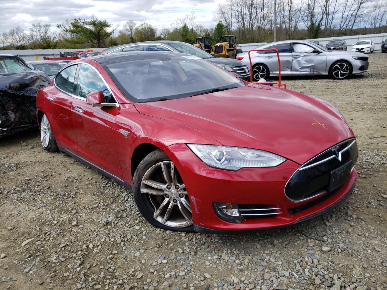 TESLA MODEL S 2014 with VIN 5YJSA1H19EFP32340 - Photo from auction