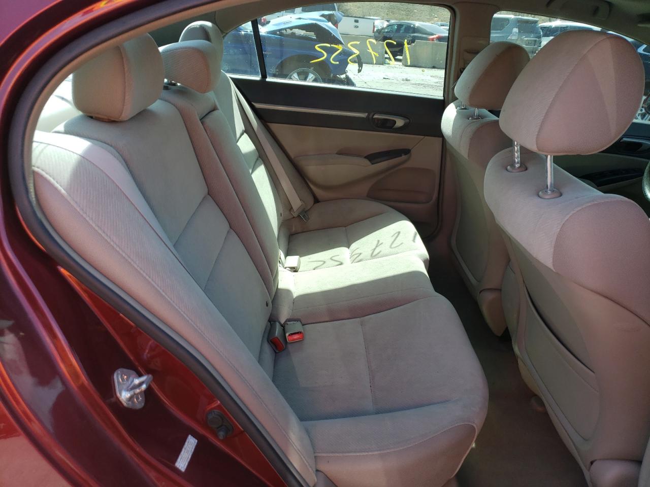 Photo 18 from auction – 2010 HONDA CIVIC EX with VIN 19XFA1F88AE047487
