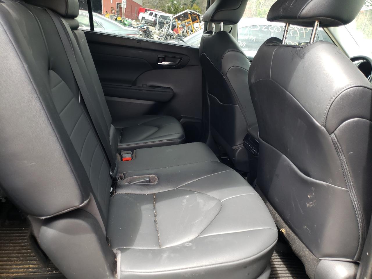 Photo 6 from auction – 2021 TOYOTA HIGHLANDER with VIN 5TDHZRBH7MS537919