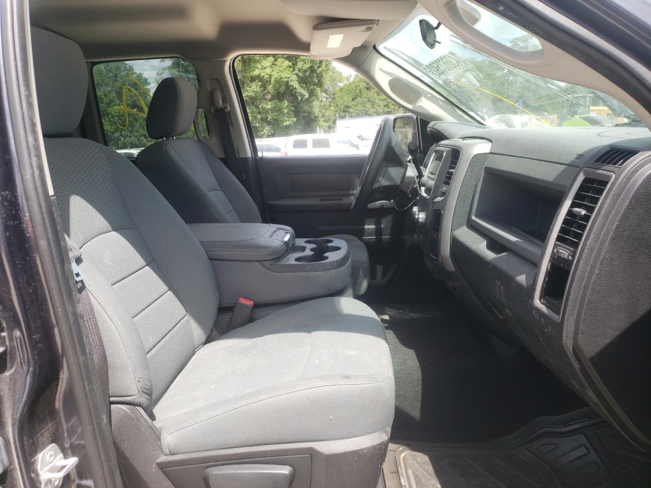 Photo 5 from auction – 2015 RAM 1500 ST with VIN 1C6RR6FT6FS781953