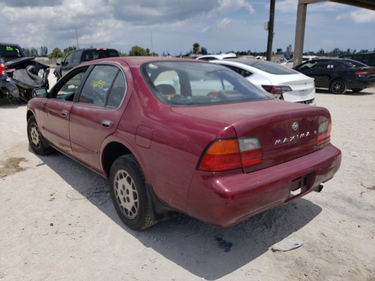 Photo 3 from auction – 1996 NISSAN MAXIMA GLE with VIN JN1CA21D0TT135895