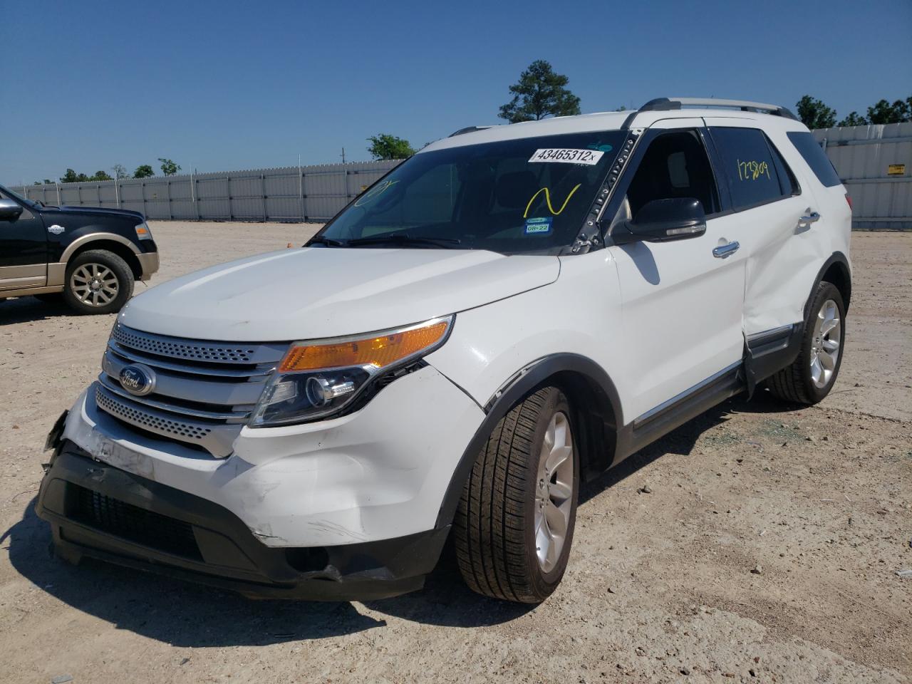 Photo 2 from auction – 2015 FORD EXPLORER X with VIN 1FM5K7D82FGC37464