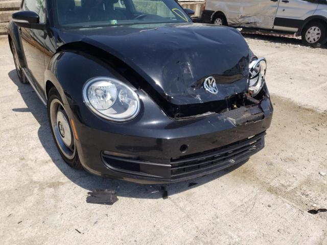 Photo 9 from auction – 2012 VOLKSWAGEN BEETLE with VIN 3VWJP7AT1CM632103