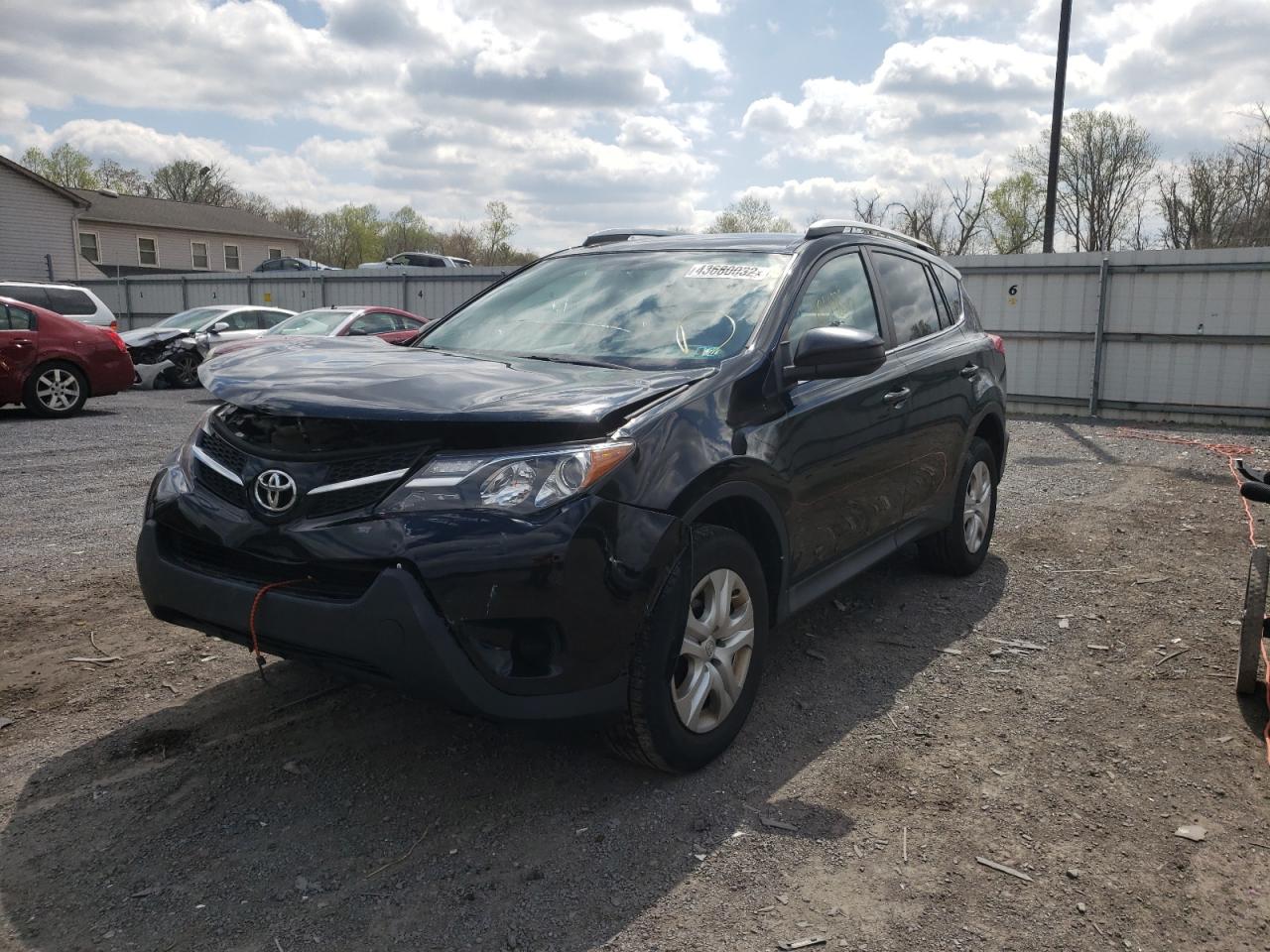 Photo 2 from auction – 2014 TOYOTA RAV4 LE with VIN 2T3BFREV8EW226726