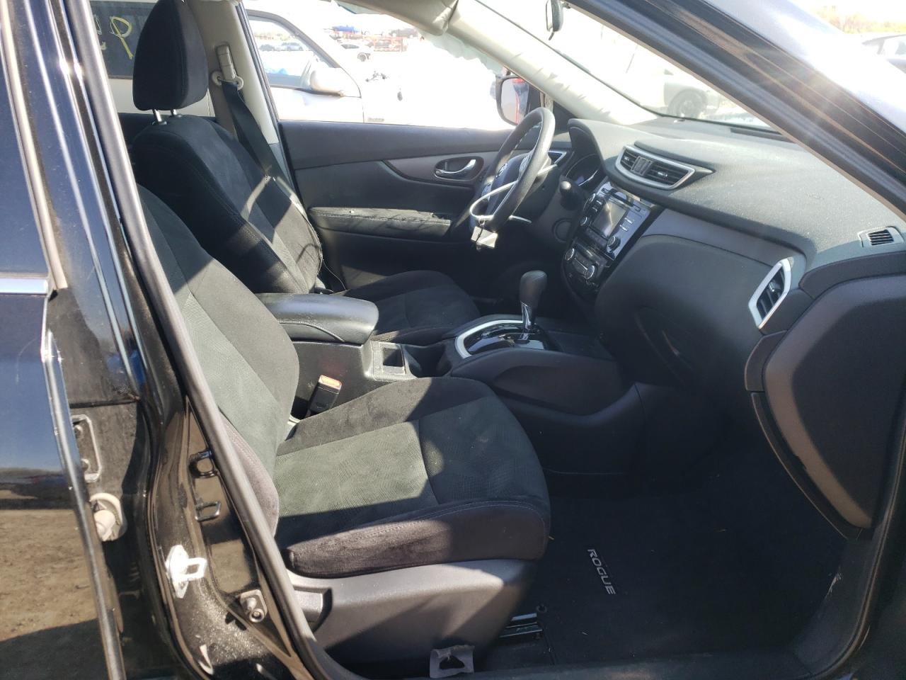 Photo 5 from auction – 2014 NISSAN ROGUE S with VIN 5N1AT2MV1EC777690