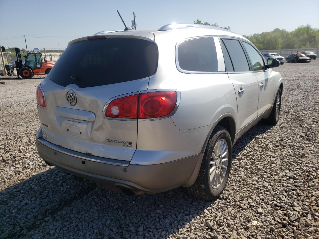 Photo 4 from auction – 2011 BUICK ENCLAVE CX with VIN 5GAKVBED9BJ279030