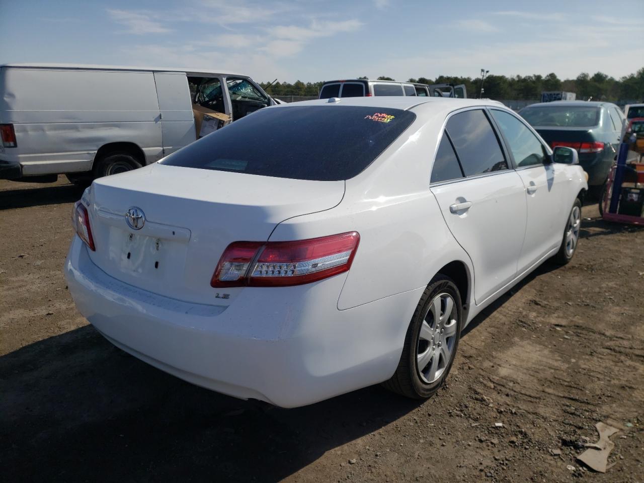 Photo 4 from auction – 2010 TOYOTA CAMRY BASE with VIN 4T1BF3EK5AU576899