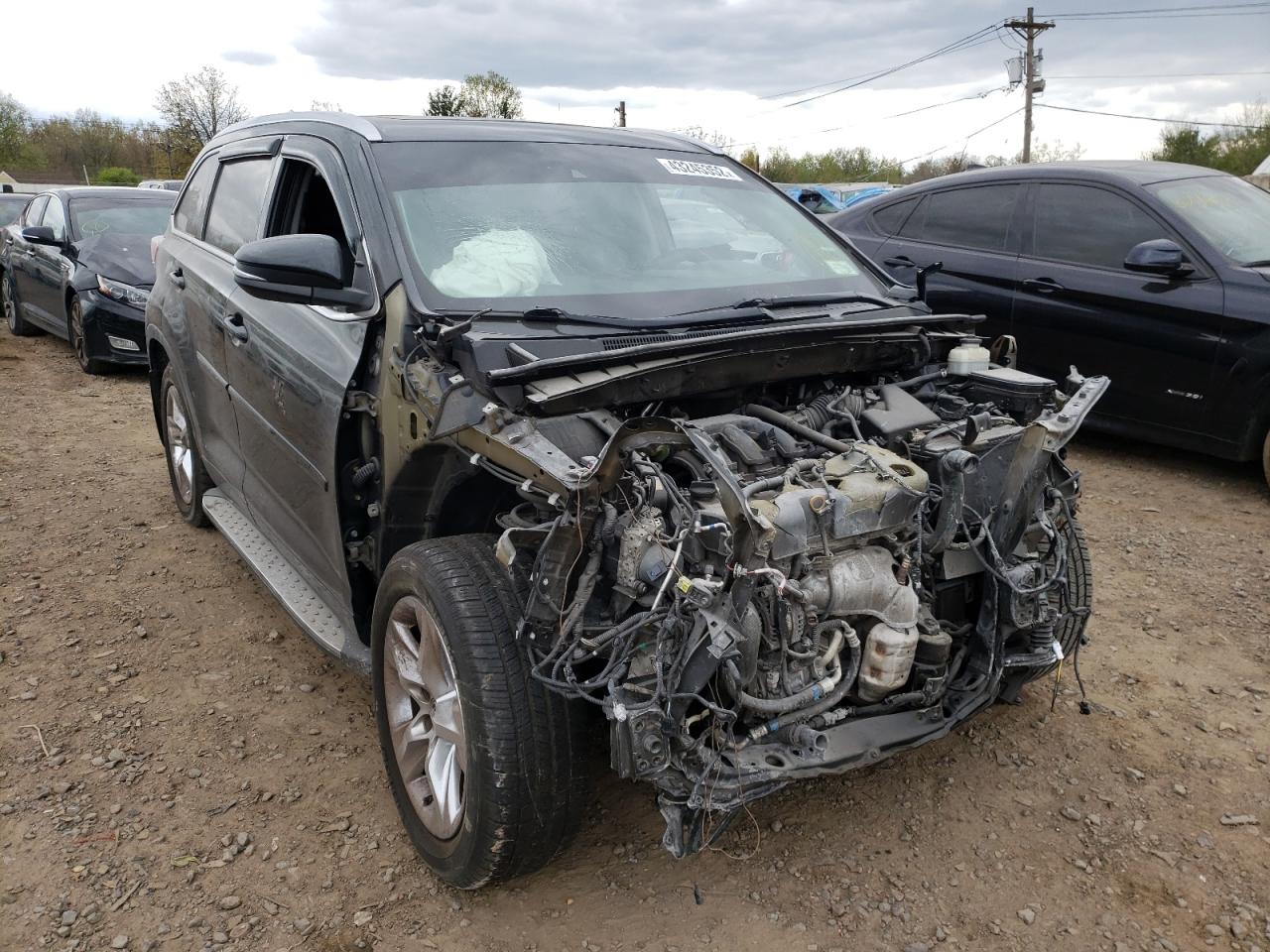 TOYOTA HIGHLANDER 2016 with VIN 5TDYKRFH4GS148657 - Photo from auction
