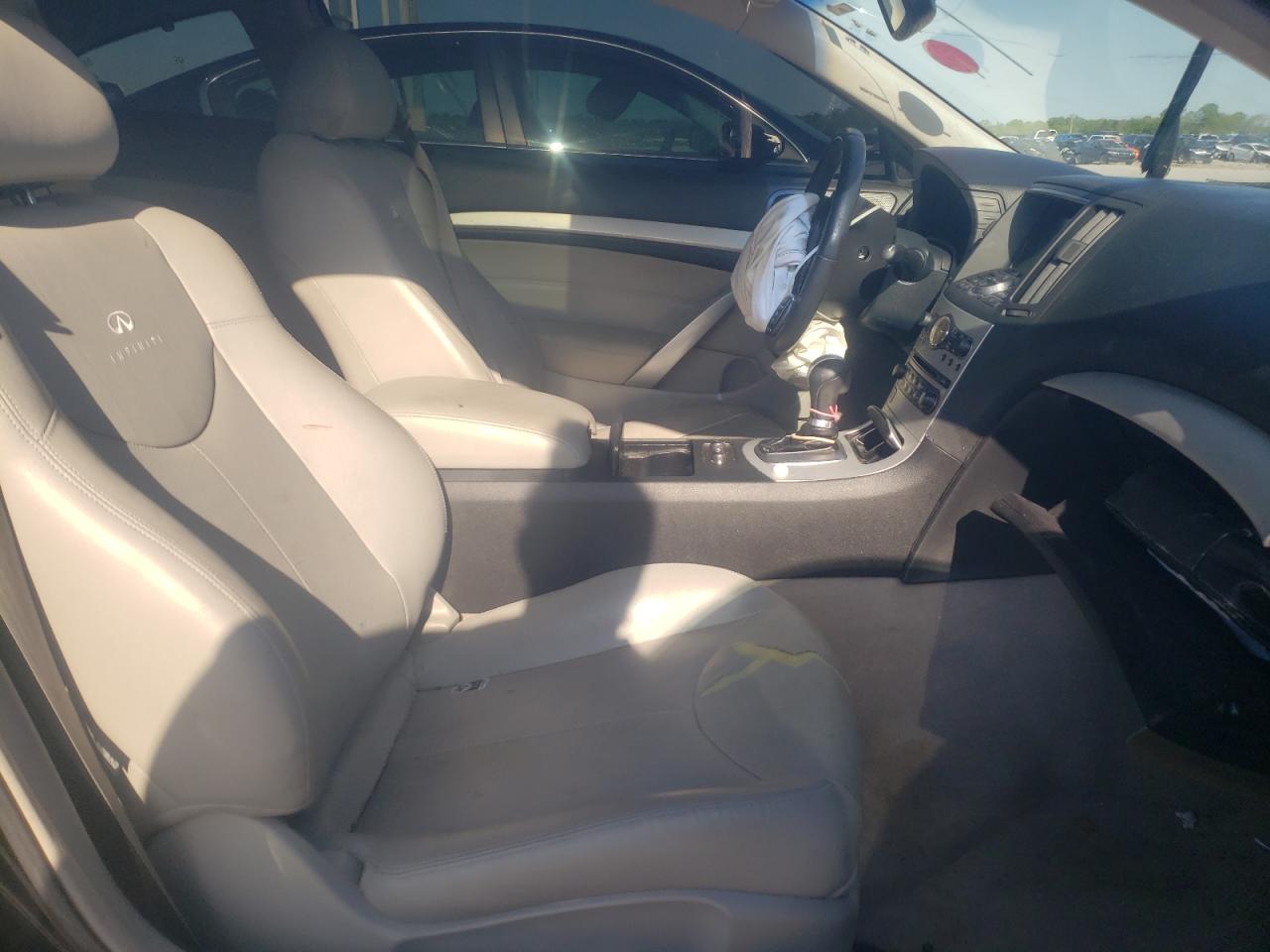 Photo 5 from auction – 2009 INFINITI G37 BASE with VIN JNKCV64E99M606859