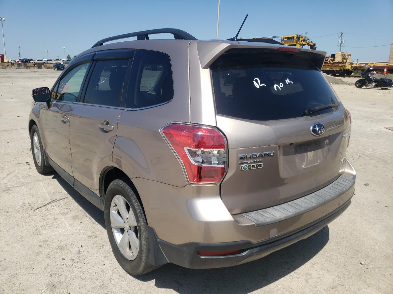 Photo 3 from auction – 2014 SUBARU FORESTER 2 with VIN JF2SJAMC8EH510428