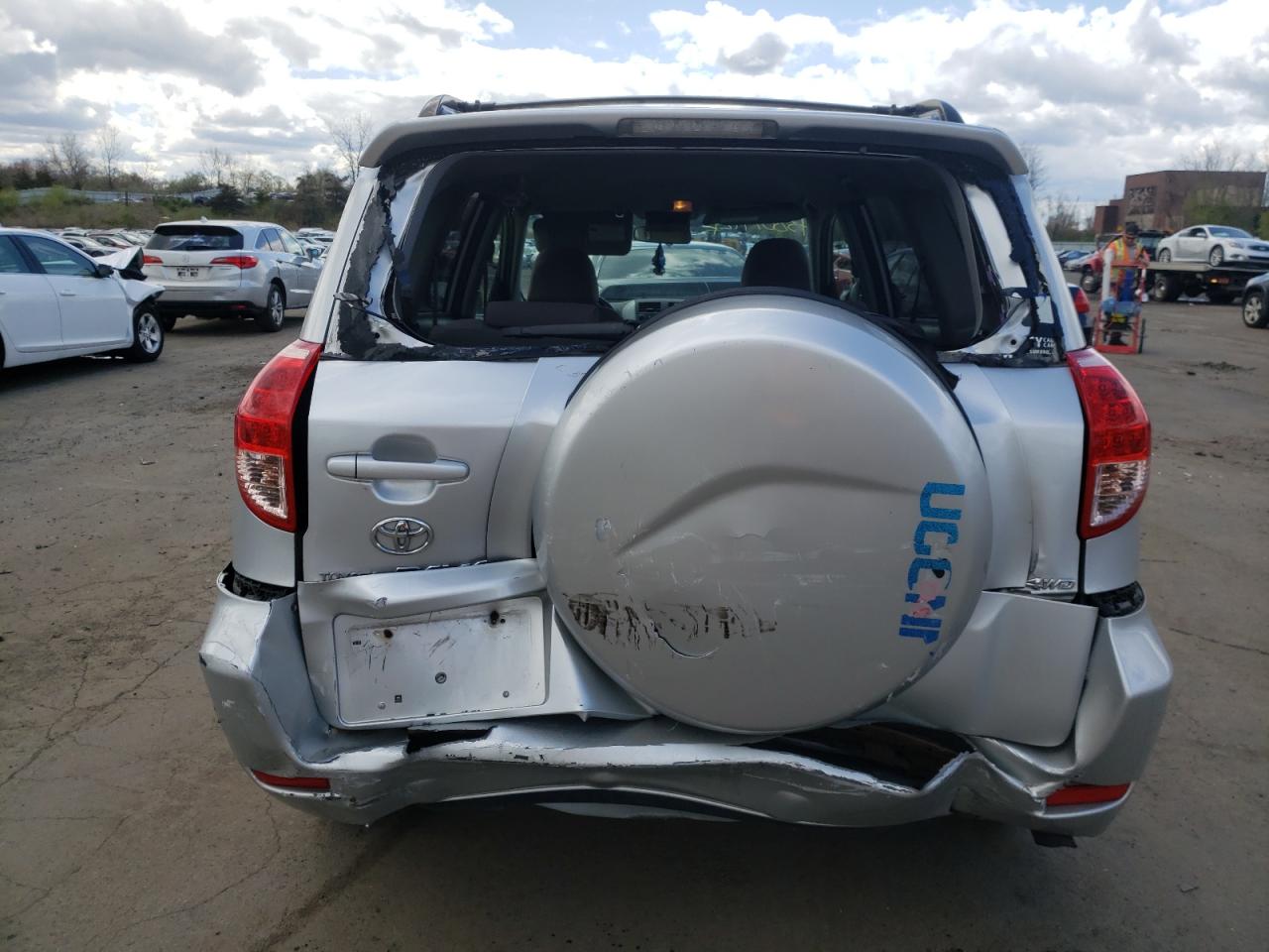 Photo 9 from auction – 2008 TOYOTA RAV4 with VIN JTMBD33V085145401