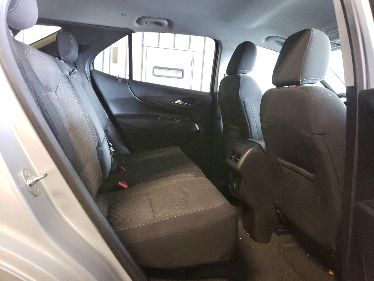 Photo 6 from auction – 2018 CHEVROLET EQUINOX LT with VIN 2GNAXSEV4J6121520