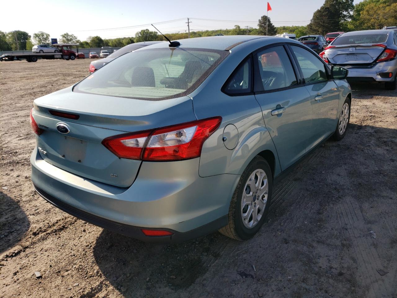 Photo 4 from auction – 2012 FORD FOCUS SE with VIN 1FAHP3F25CL187964