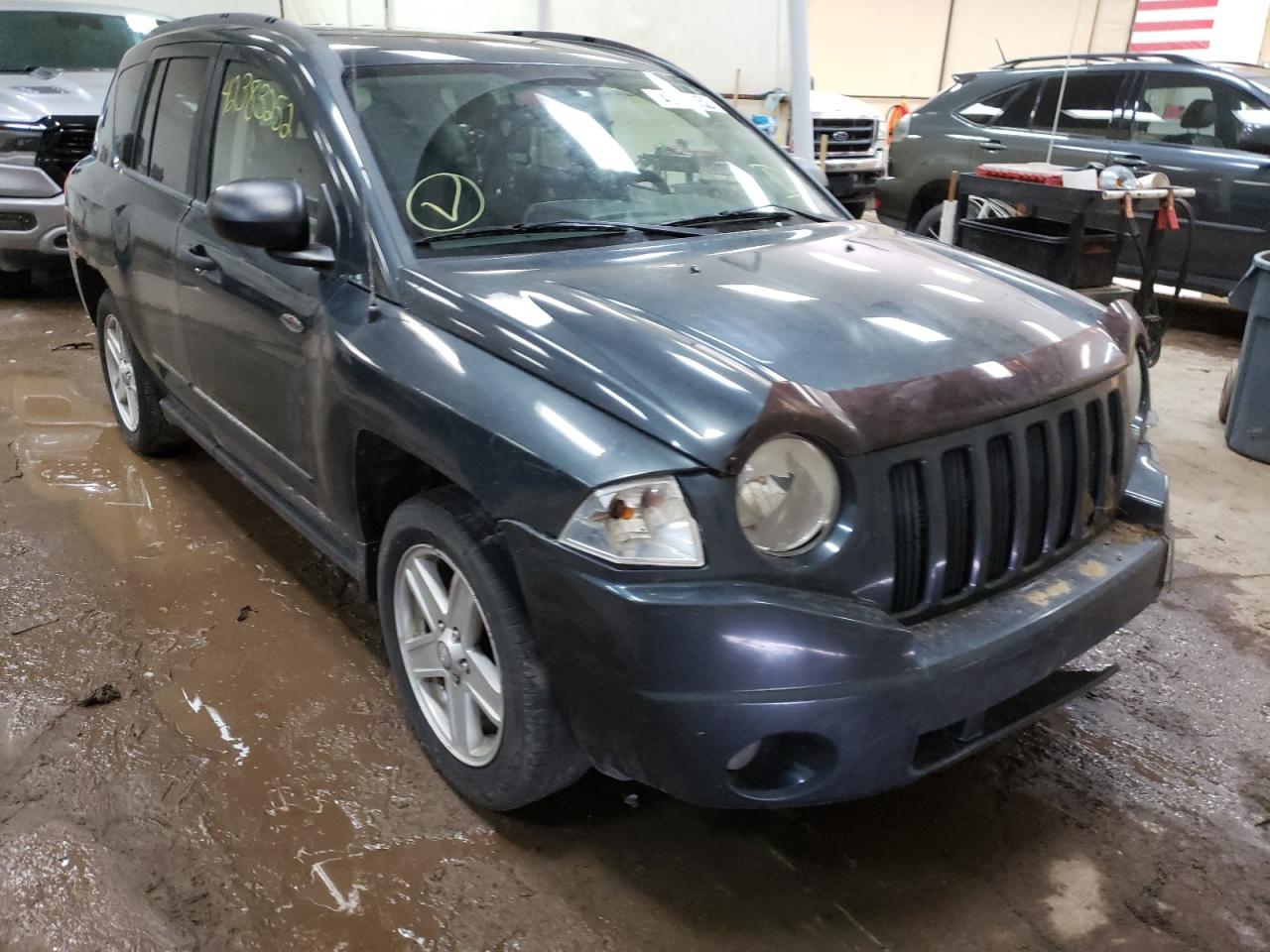 JEEP COMPASS SP 2008 with VIN 1J8FT47W38D762609 - Photo from auction