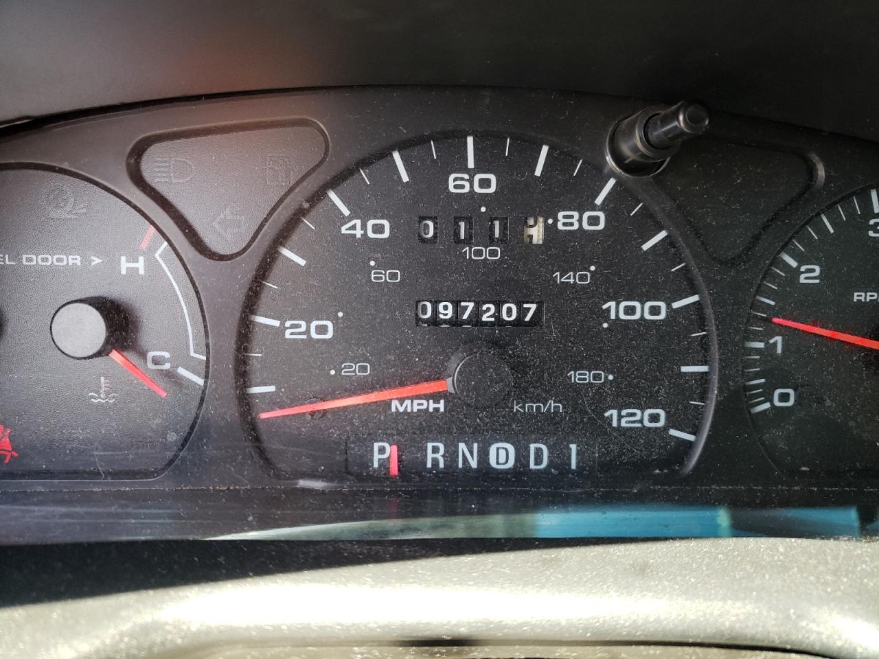 Photo 8 from auction – 2003 FORD TAURUS SE with VIN 1FAFP53U23A210072