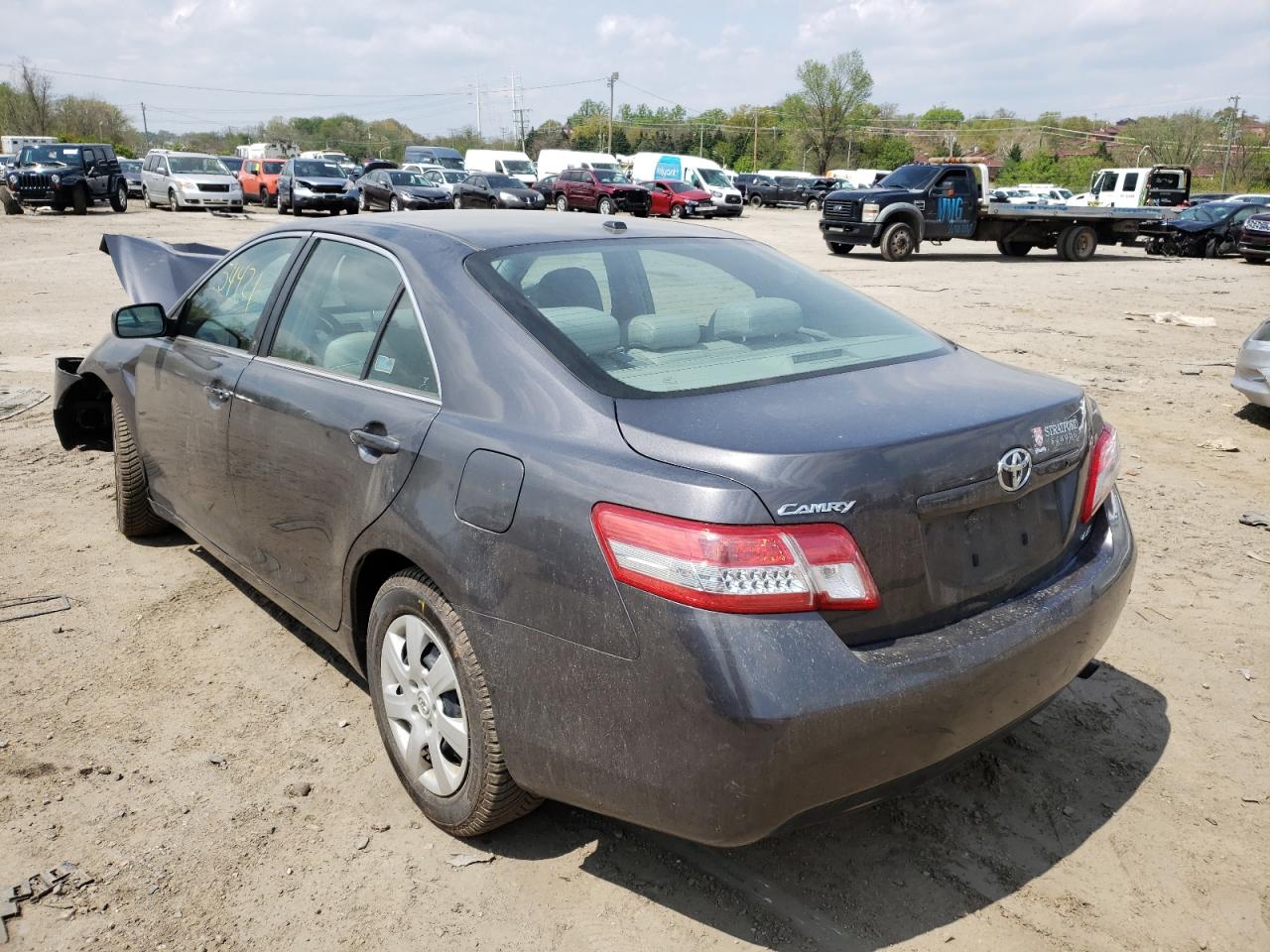 Photo 3 from auction – 2011 TOYOTA CAMRY BASE with VIN 4T4BF3EK1BR186387
