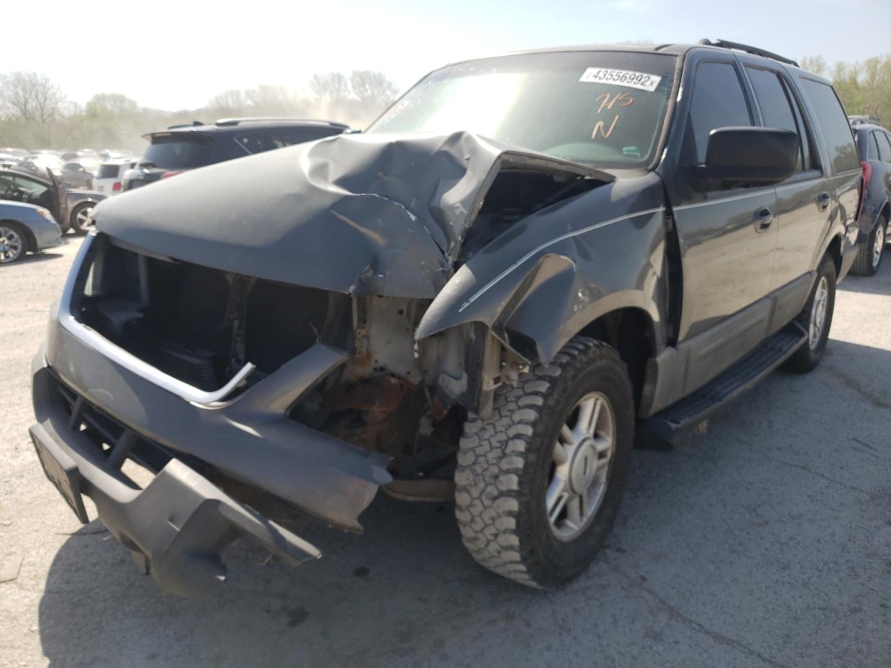 Photo 2 from auction – 2005 FORD EXPEDITION with VIN 1FMPU16535LB06892