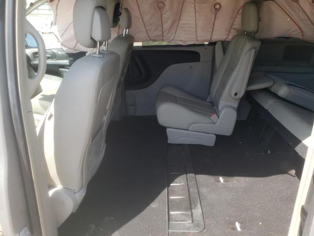 Photo 6 from auction – 2015 CHRYSLER TOWN & COU with VIN 2C4RC1BG4FR602087