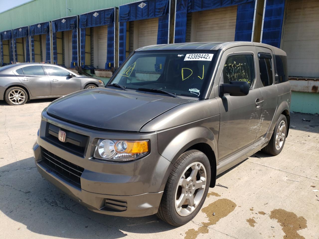 Photo 2 from auction – 2008 HONDA ELEMENT SC with VIN 5J6YH18918L015213