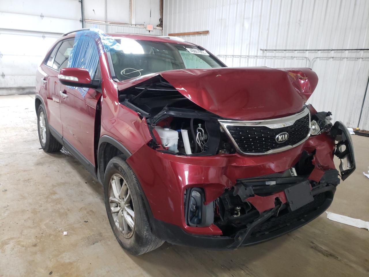 KIA SORENTO LX 2015 with VIN 5XYKT3A62FG642856 - Photo from auction