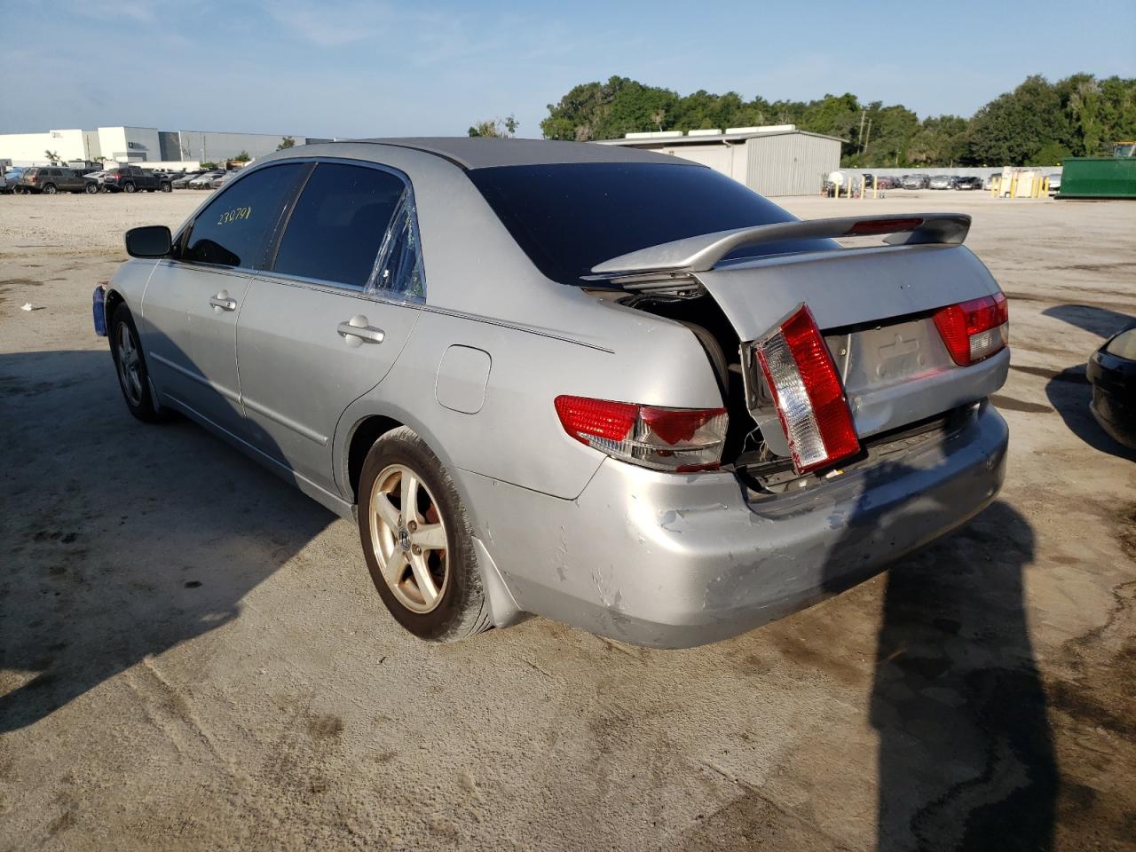 Photo 3 from auction – 2003 HONDA ACCORD EX with VIN JHMCM56683C023196