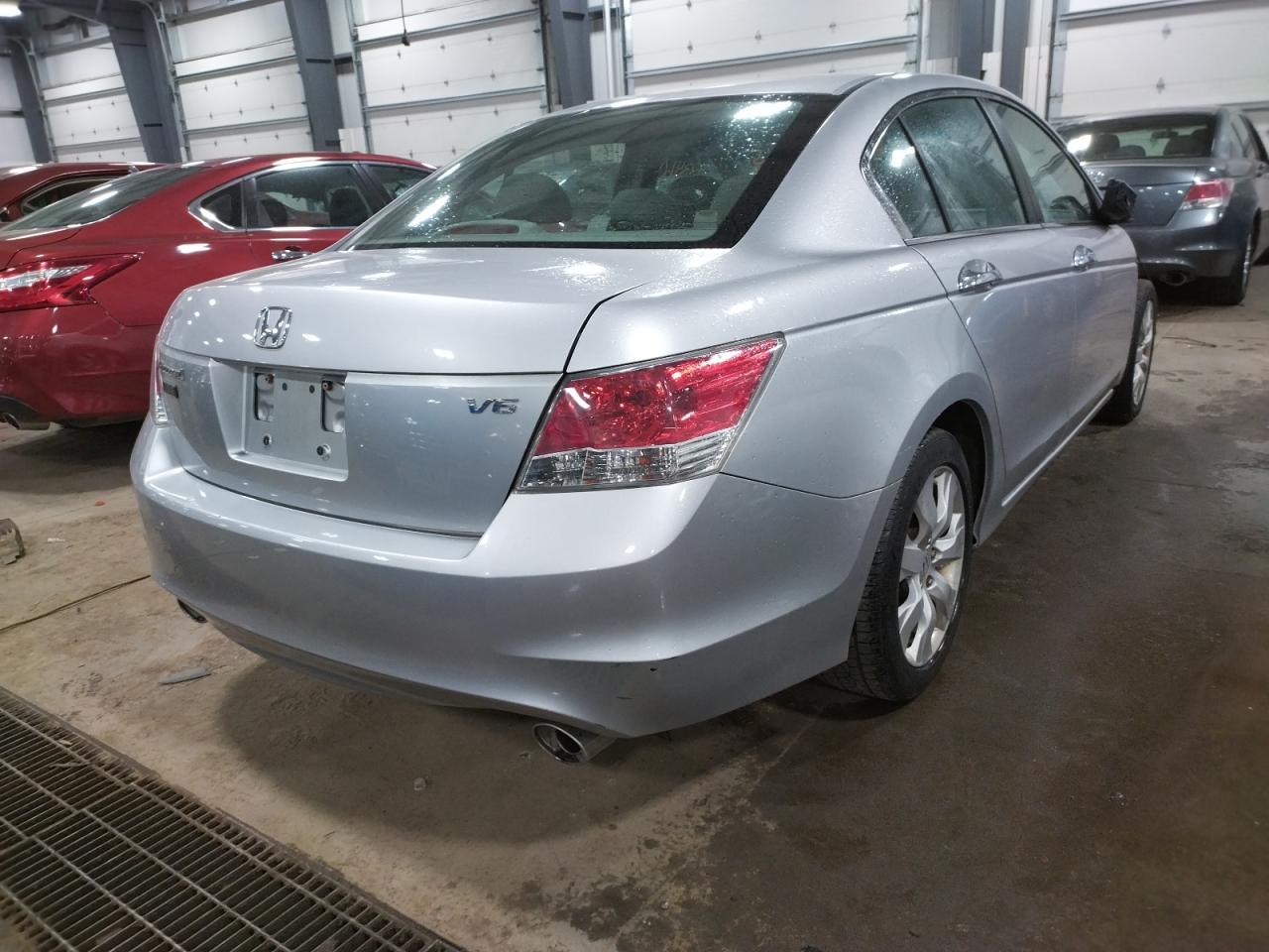 Photo 4 from auction – 2010 HONDA ACCORD EX with VIN 1HGCP3F79AA022686
