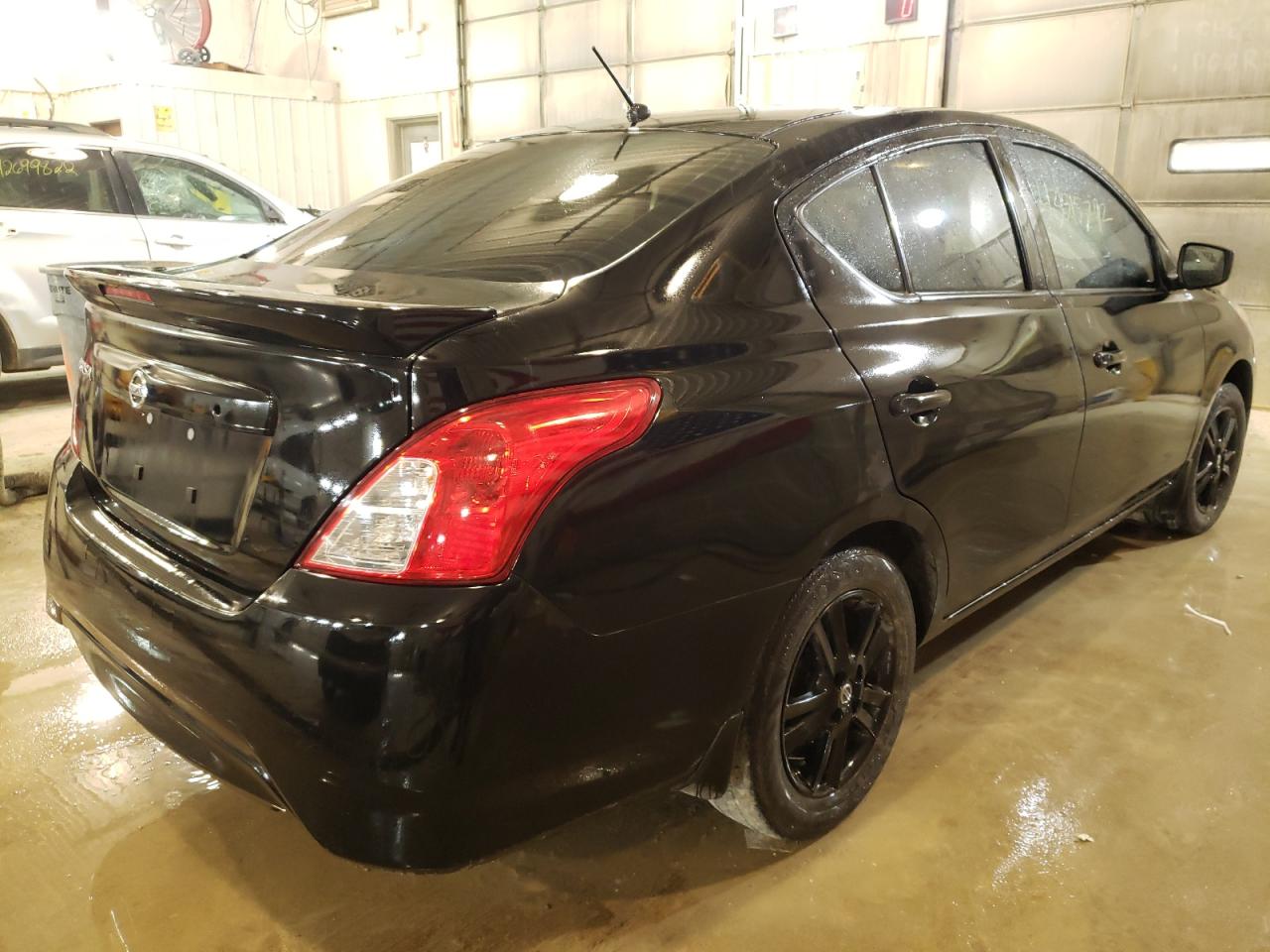 Photo 4 from auction – 2019 NISSAN VERSA S with VIN 3N1CN7AP0KL816279