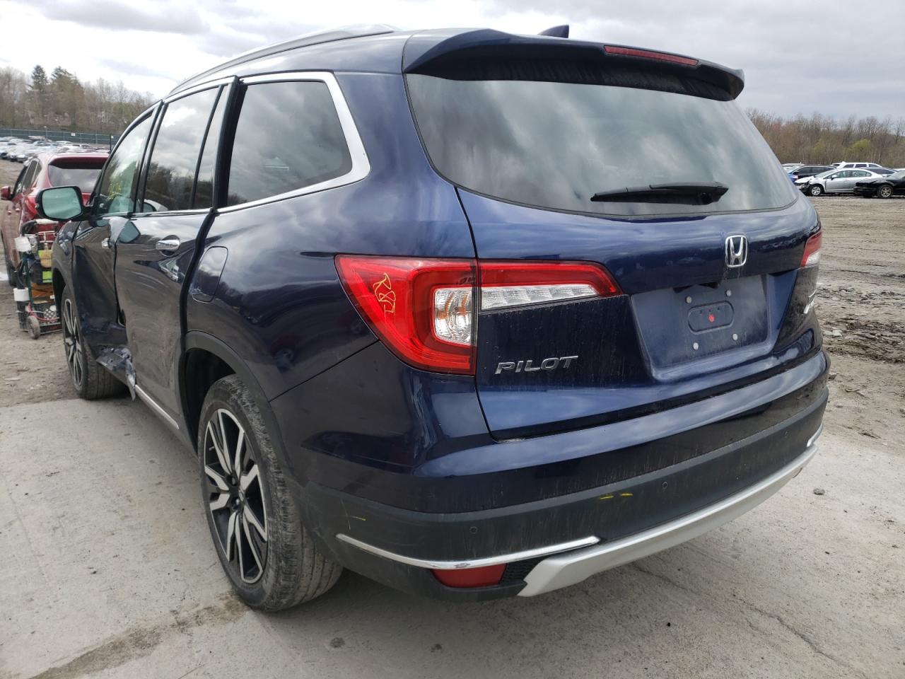 Photo 3 from auction – 2020 HONDA PILOT TOUR with VIN 5FNYF6H90LB024988