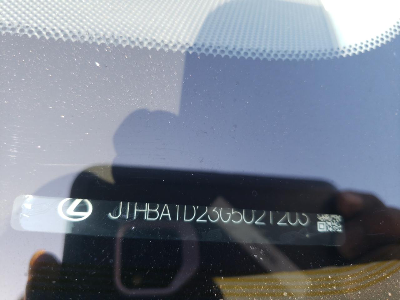 Photo 10 from auction – 2016 LEXUS IS 200T with VIN JTHBA1D23G5021203