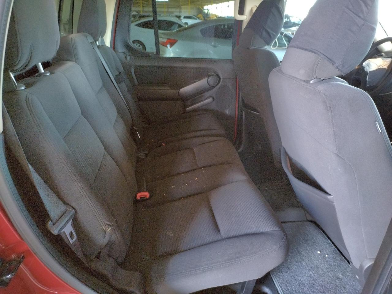 Zdjęcie 6 z aukcji – 2010 FORD EXPLORER S z VIN 1FMEU3BE3AUF04326
