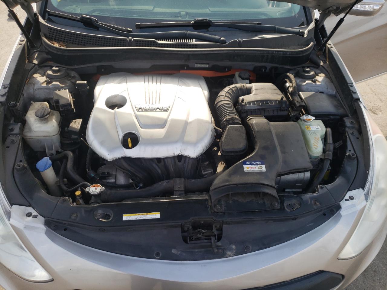 Photo 7 from auction – 2012 HYUNDAI SONATA HYB with VIN KMHEC4A46CA031799