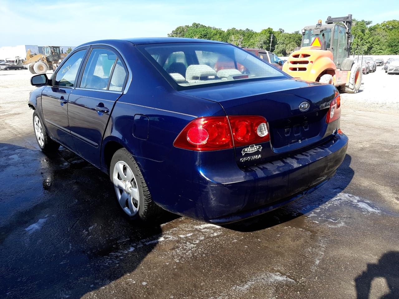 Photo 3 from auction – 2008 KIA OPTIMA with VIN KNAGE123385179093