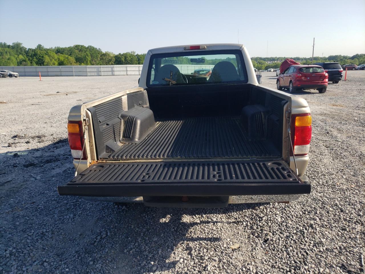 Photo 6 from auction – 1999 FORD RANGER with VIN 1FTYR10CXXPC00460