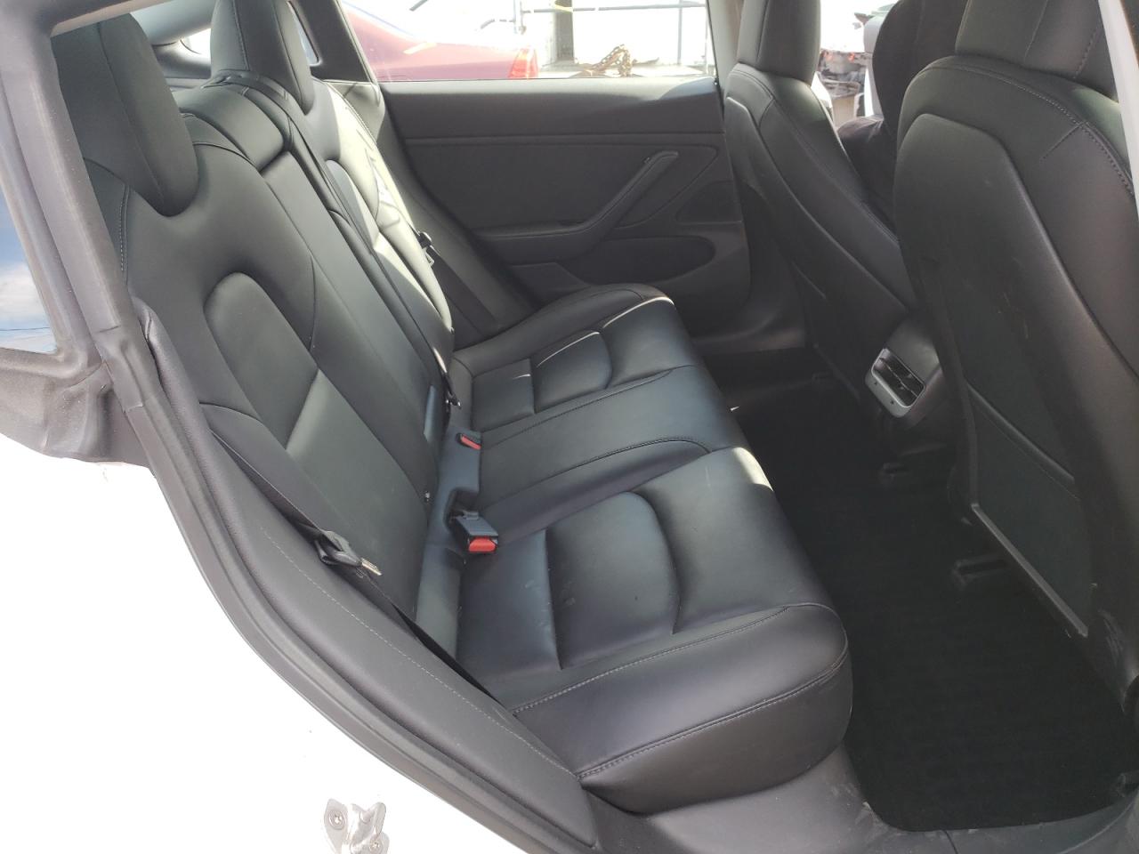 Photo 6 from auction – 2018 TESLA MODEL 3 with VIN 5YJ3E1EA4JF154736