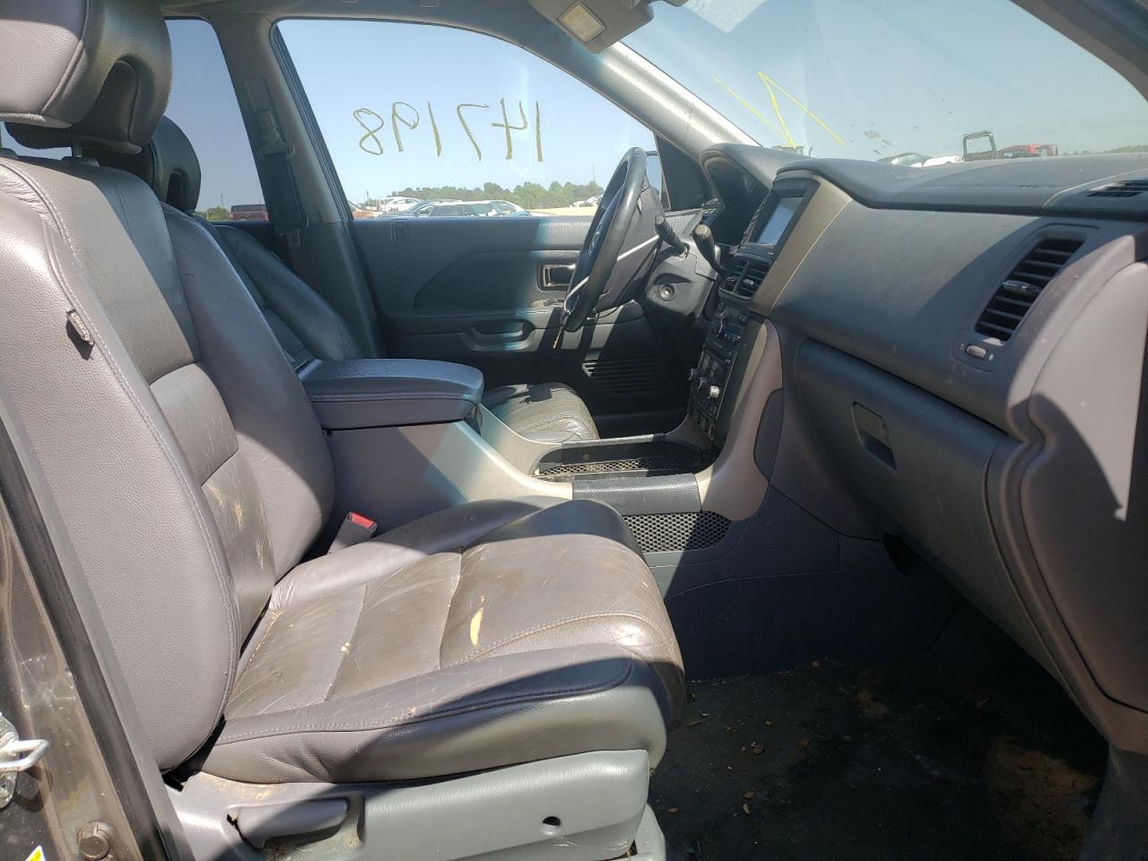 Photo 5 from auction – 2008 HONDA PILOT EXL with VIN 5FNYF28718B012895