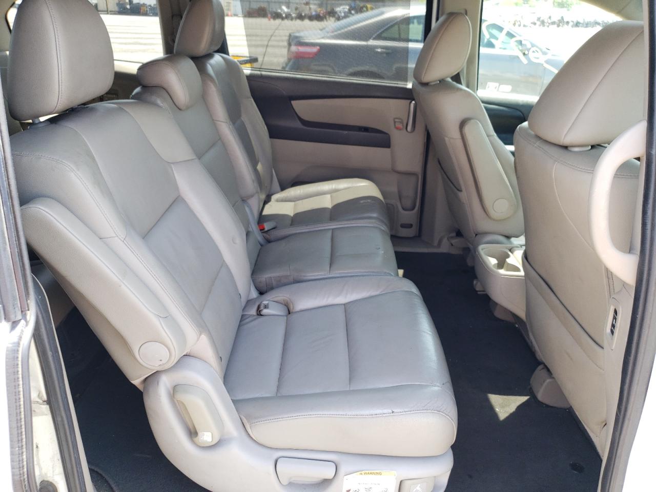 Photo 6 from auction – 2011 HONDA ODYSSEY EX with VIN 5FNRL5H60BB008317