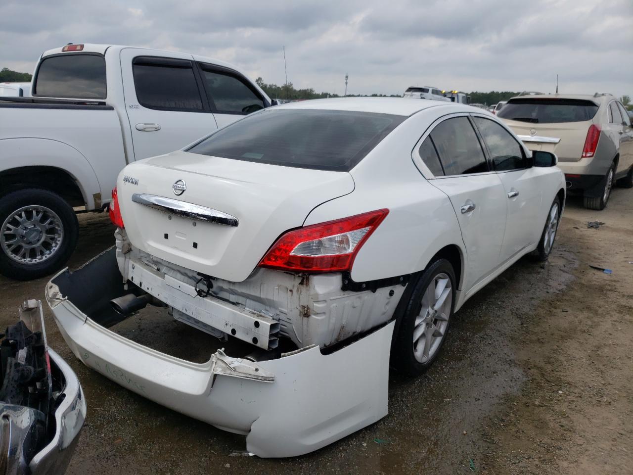 Photo 4 from auction – 2011 NISSAN MAXIMA S with VIN 1N4AA5AP5BC823007