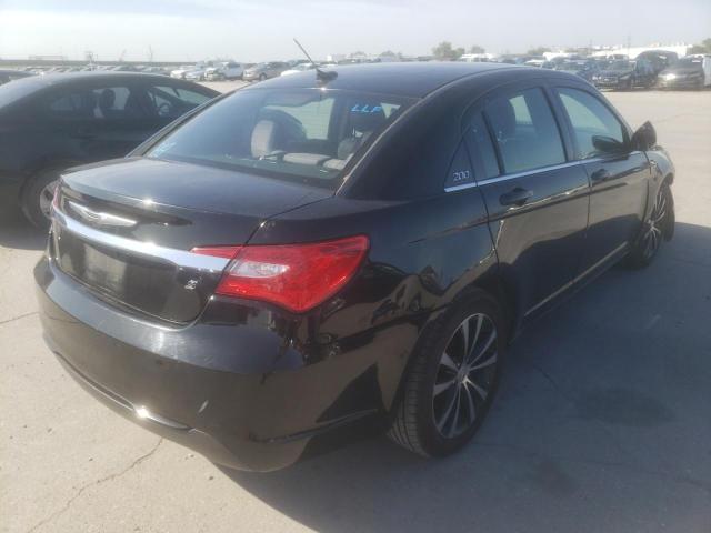 Photo 4 from auction – 2014 CHRYSLER 200 TOURIN with VIN 1C3CCBBG3EN131853
