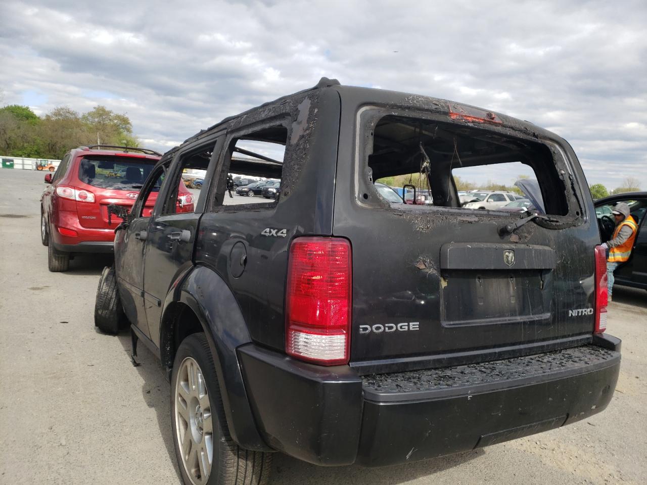 Photo 3 from auction – 2011 DODGE NITRO HEAT with VIN 1D4PU4GK7BW605928